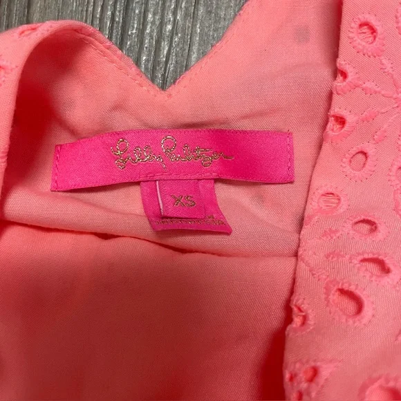 Lilly Pulitzer Shaila Top in Shellona Coral Neon Sunburst Eyelet. Size XS - Picture 4 of 9
